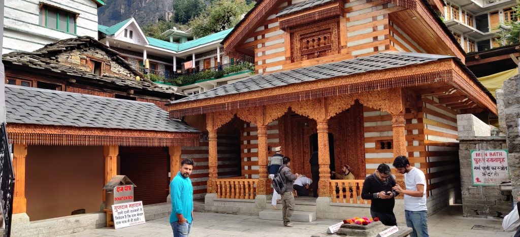 vashista-temple-manali